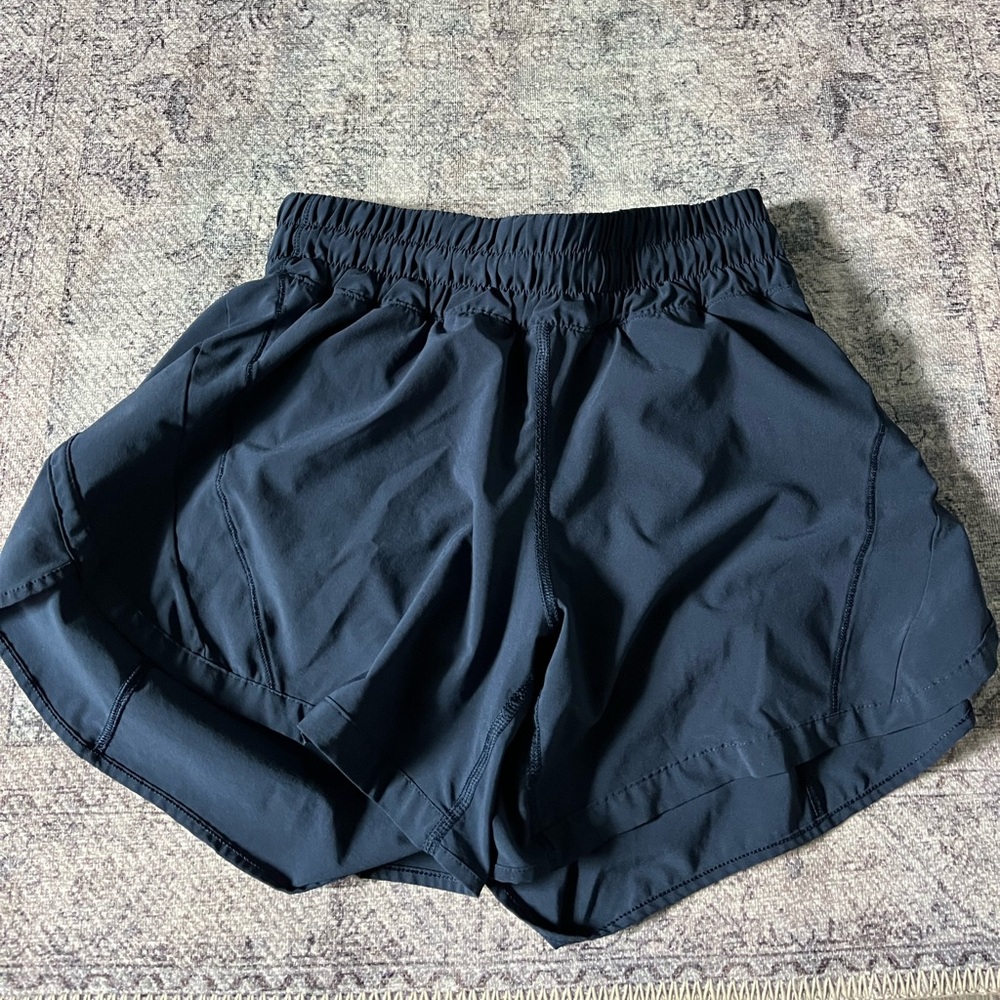 Hotty Hot High-Rise Lined Short 4” in Navy Blue